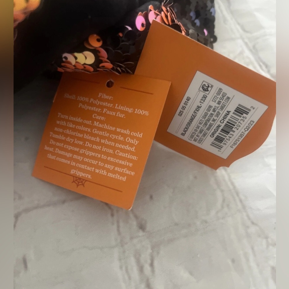 Hyde & Eek! Halloween Boutique Slipper Socks with Grippers Women Size SM/MED NWT - Picture 4 of 5